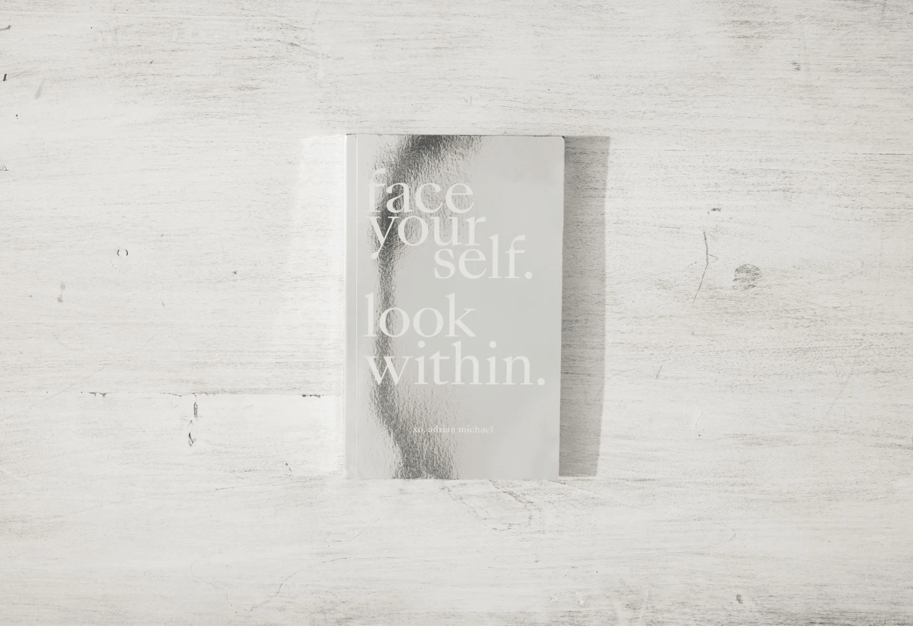 LIVRE - Face yourself, Look within - Thought Catalog - Boutique Shoosh